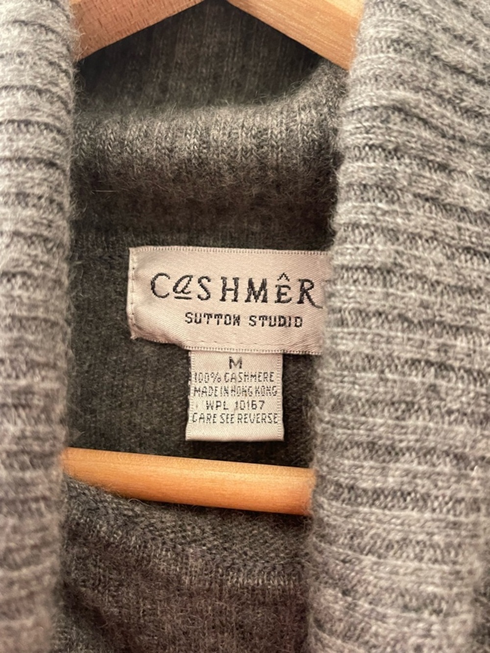 Sutton Studio Cashmere Gray Turtleneck Sweater - Picture 2 of 2